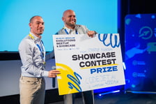 Uczestnicy konkursu startupowego Evolutions: Meetup & Showcase.